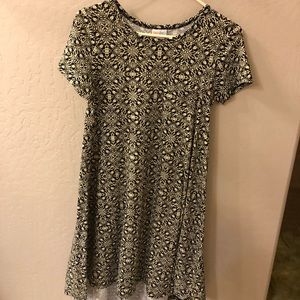 XS Carly cream and black